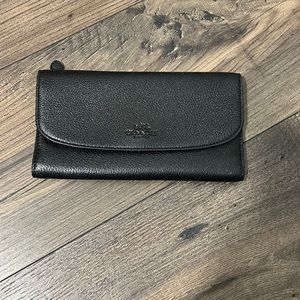 Coach wallet. Excellent condition